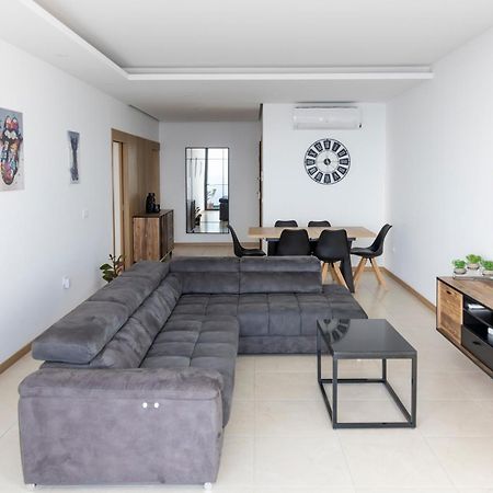 3 Bdr Aprt, Amazing Seaview, Rooftop Pool - Lcgr Praia Zewnętrze zdjęcie